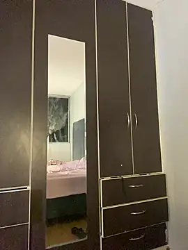 Sofi_chan live sex cam