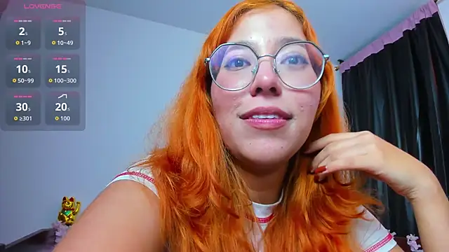 _Moon_Johnson's cam snapshot