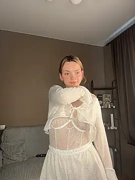 MaryFlare's cam snapshot