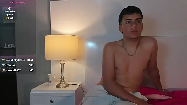 Dylan_Katte's cam snapshot