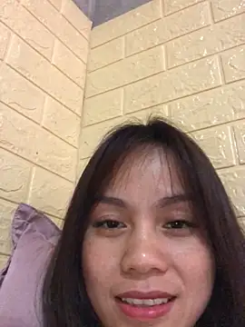 Sarahkiu live sex cam