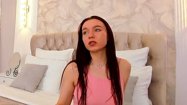 NoraHaynes live sex cam