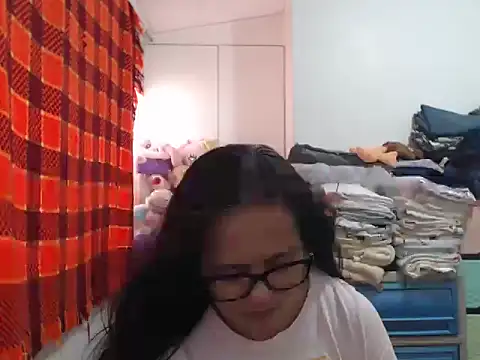 Kinkybela2025 live sex cam