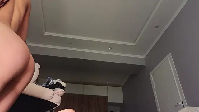 Ella_lee15 live sex cam