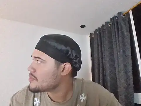 Cristhian_Dirty's cam snapshot