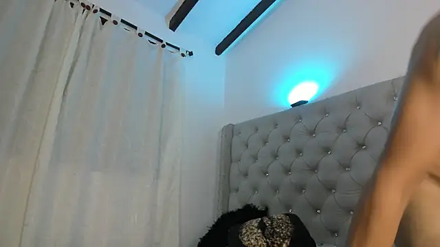 SkinnyDevil12's cam snapshot