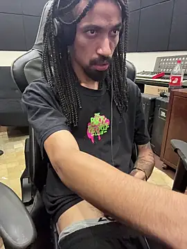 FavelaDaddyCum's cam snapshot