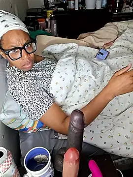 jsuncensored's cam snapshot