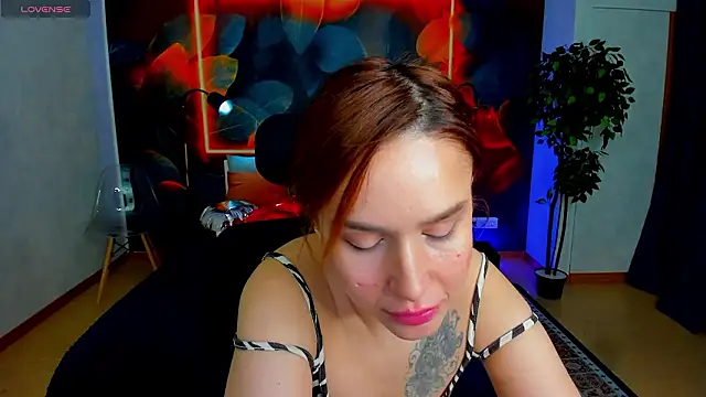 tina_xx_tina's cam snapshot