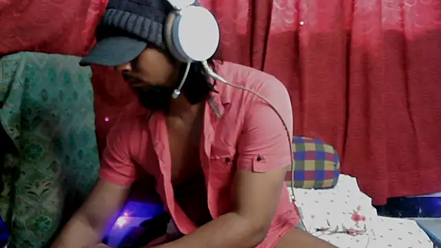 Leons_fantacy11's cam snapshot