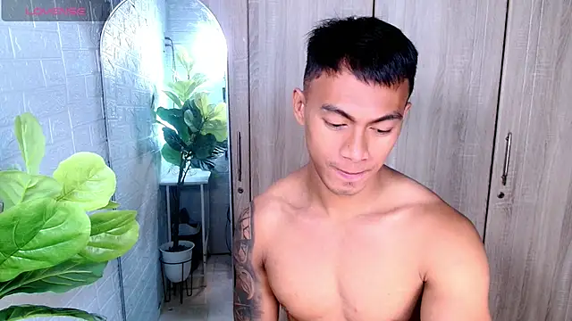 PinooyMilker's cam snapshot