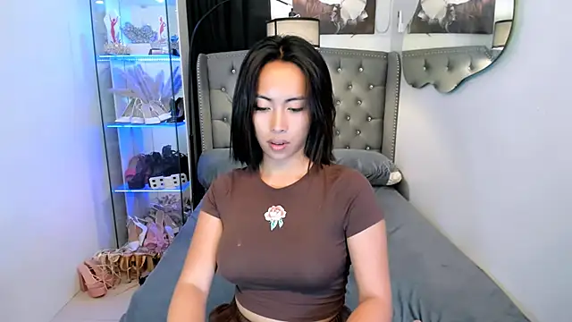 reighnempress live sex cam