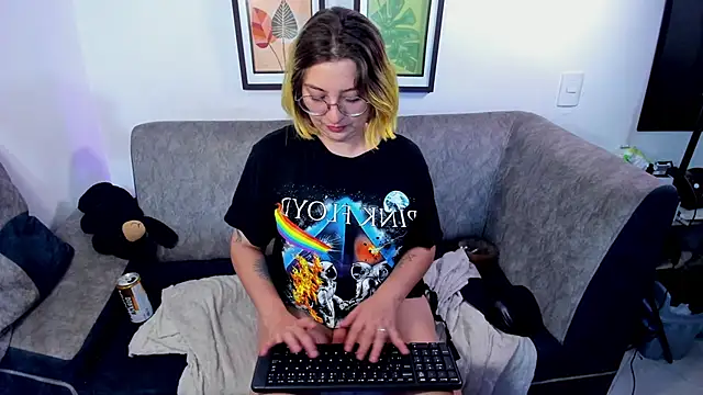 Morganoctiss's cam snapshot