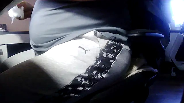 suedel65's cam snapshot