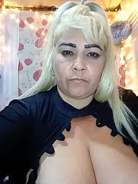 BonniAdams live sex cam