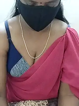 MrsNayoni77's cam snapshot