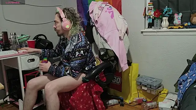 tallnerdyguy live sex cam