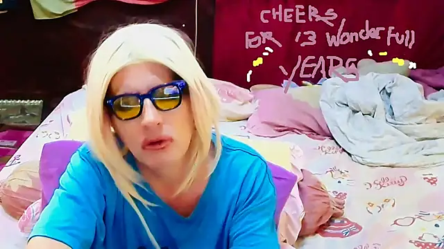 horni4luv live sex cam