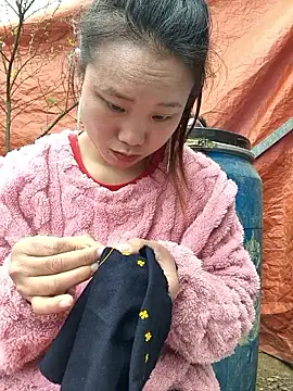 liu-liusexy's cam snapshot