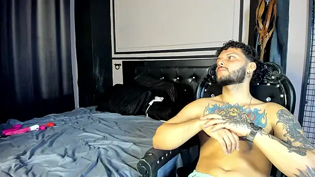 Twisted_Fantasy live sex cam