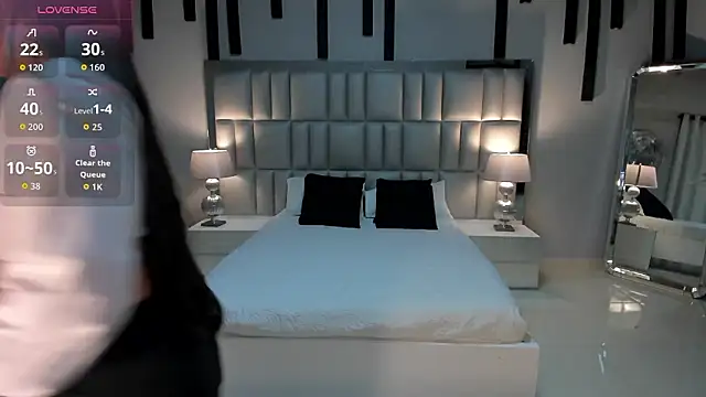 MilaColeman live sex cam