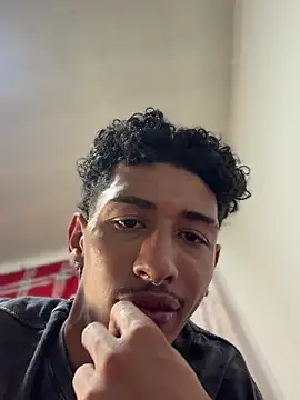 Leon_Creed's cam snapshot