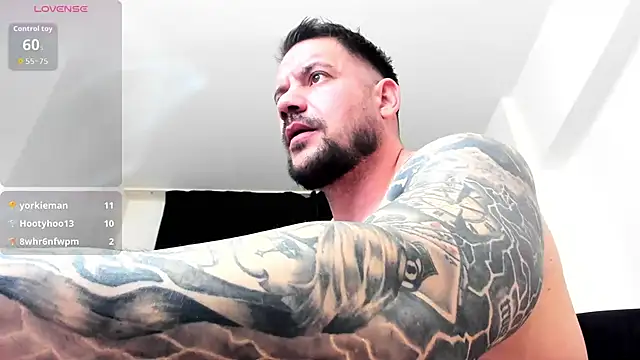musclemonster31 live sex cam