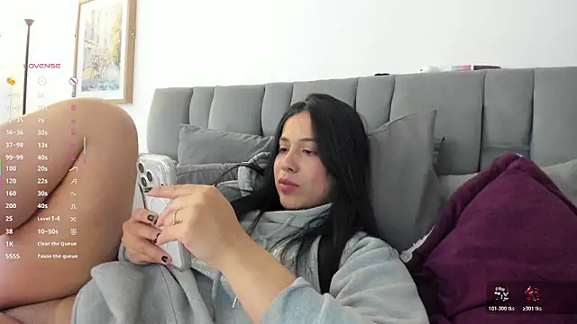 Gigi-bom's cam snapshot