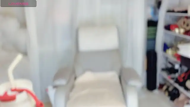 Amaya-yooo-36D live sex cam