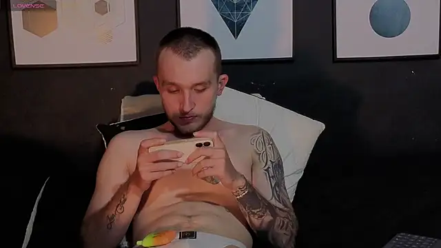 Dylanwhite23_ live sex cam