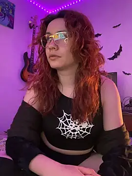 Nina-Chick777 live sex cam