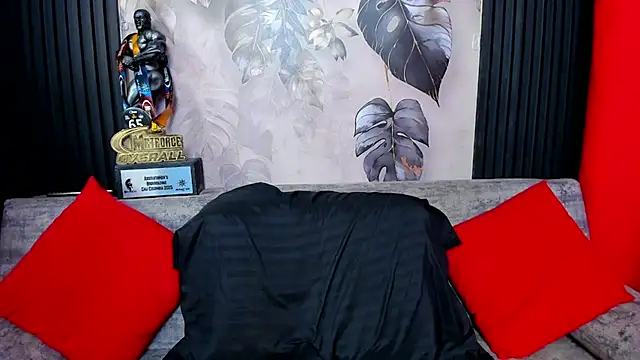 MikeEstevess live sex cam