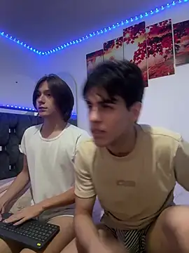 Alex_and_Fabian live sex cam