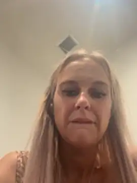 Imyourgoodgirl69xo live sex cam