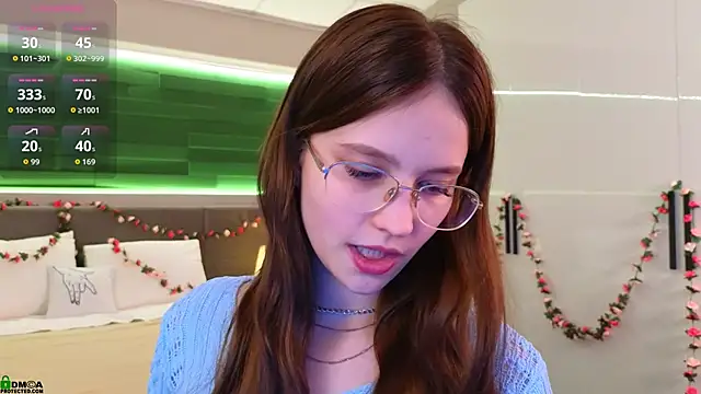 Rina_Red's cam snapshot