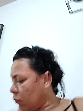 AnittaTettona live sex cam