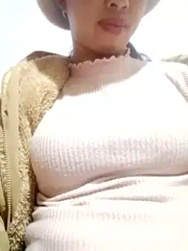 TRIEUTRIEU20 live sex cam