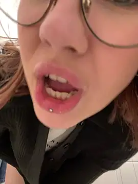 RinaCat live sex cam