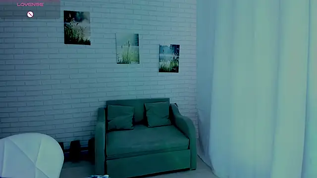 Lisa_Ray's cam snapshot