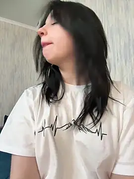 YourLittleDevil live sex cam