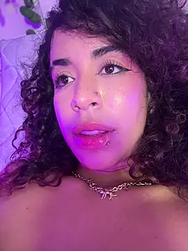 Woo_isDaphne live sex cam