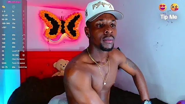 Aroonsexyboy live sex cam