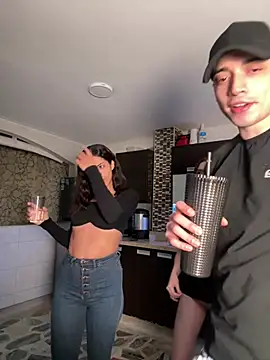 kevin_hotgirls live sex cam