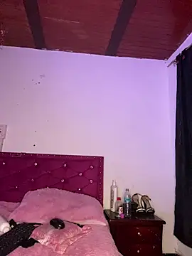 AnnaHot-'s cam snapshot