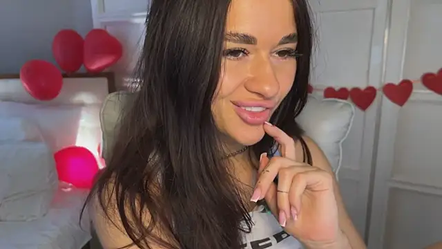 UrLillShy live sex cam