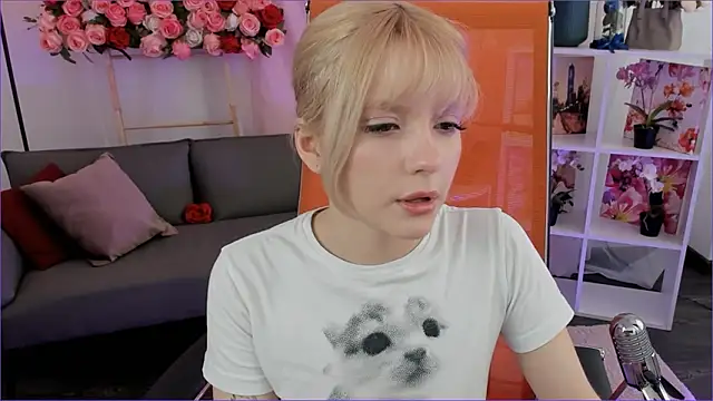 AuroraWrenfield's cam snapshot