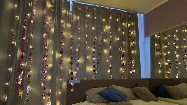 XtraHotX's cam snapshot