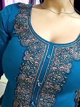 Cute_Kavya7's cam snapshot