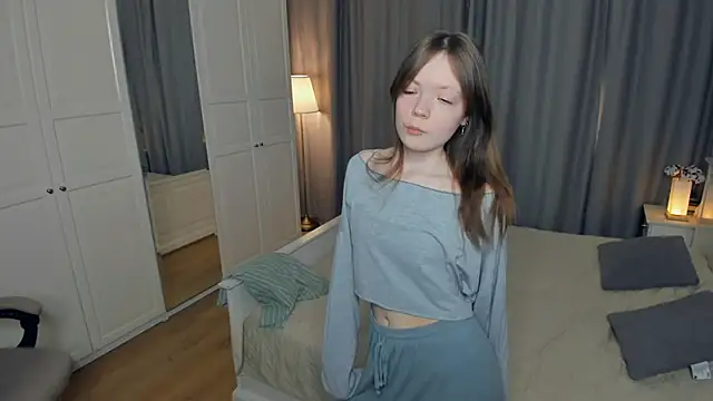 LavenderMitten's cam snapshot