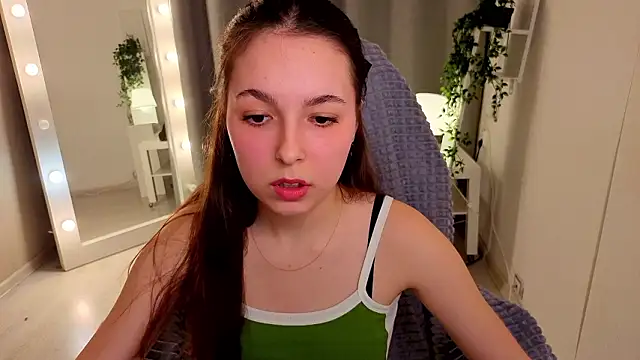 BellaThery live sex cam